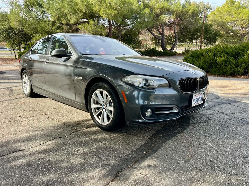 BMW 528i