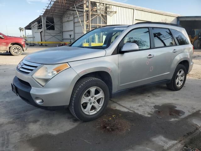 Suzuki XL7