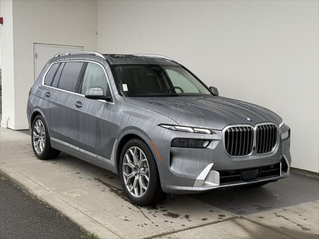 2025 BMW X7