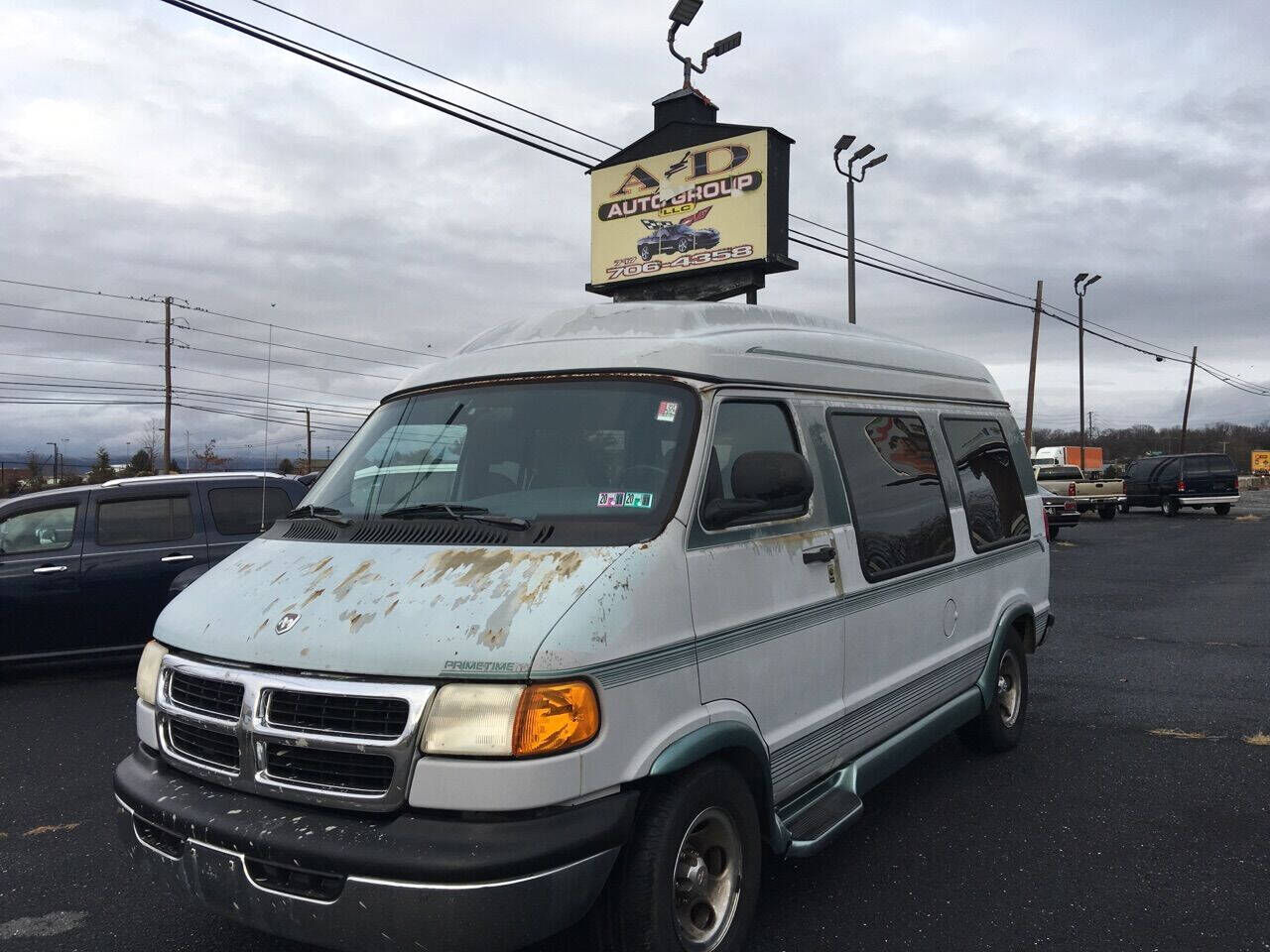 Dodge Ram Van
