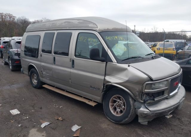 GMC Savana