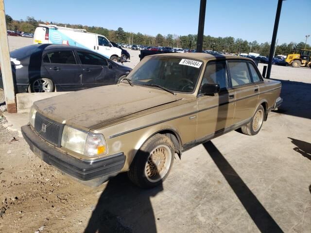 Volvo 240 Series