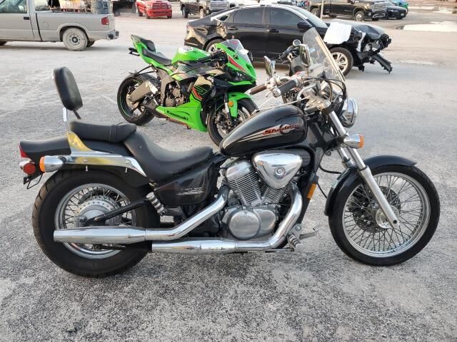 Honda VT600C (SHADOW VLX)