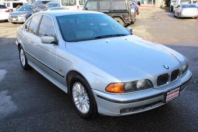 BMW 540i