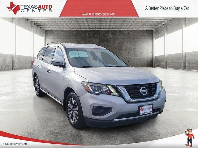 2017 NISSAN Pathfinder