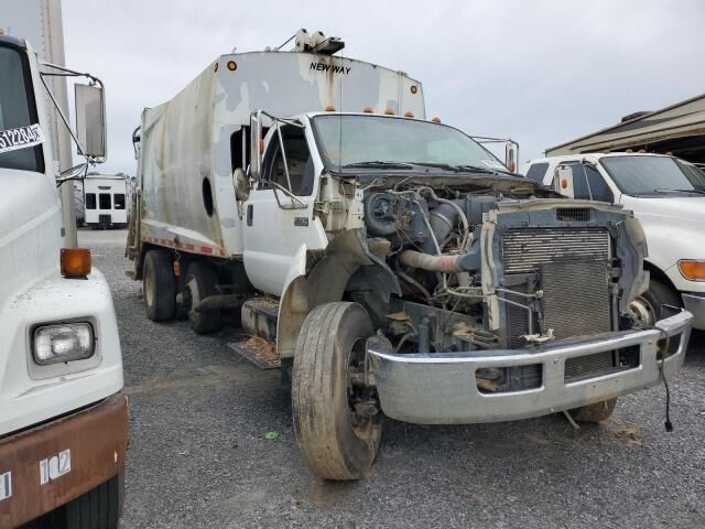 Ford F-750