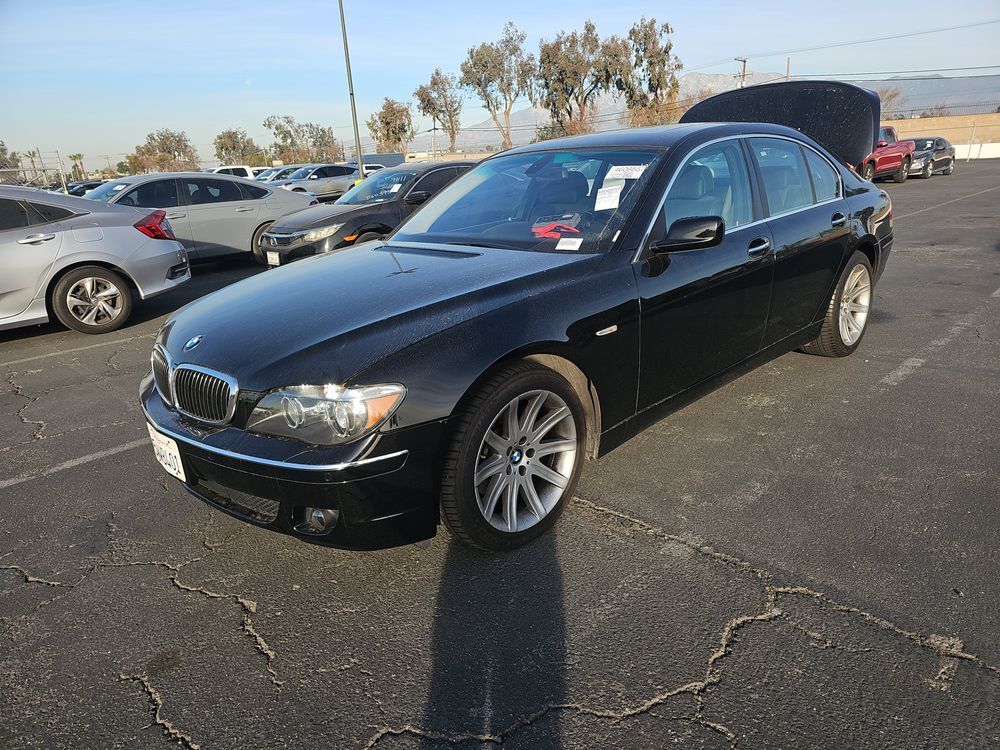 BMW 750i