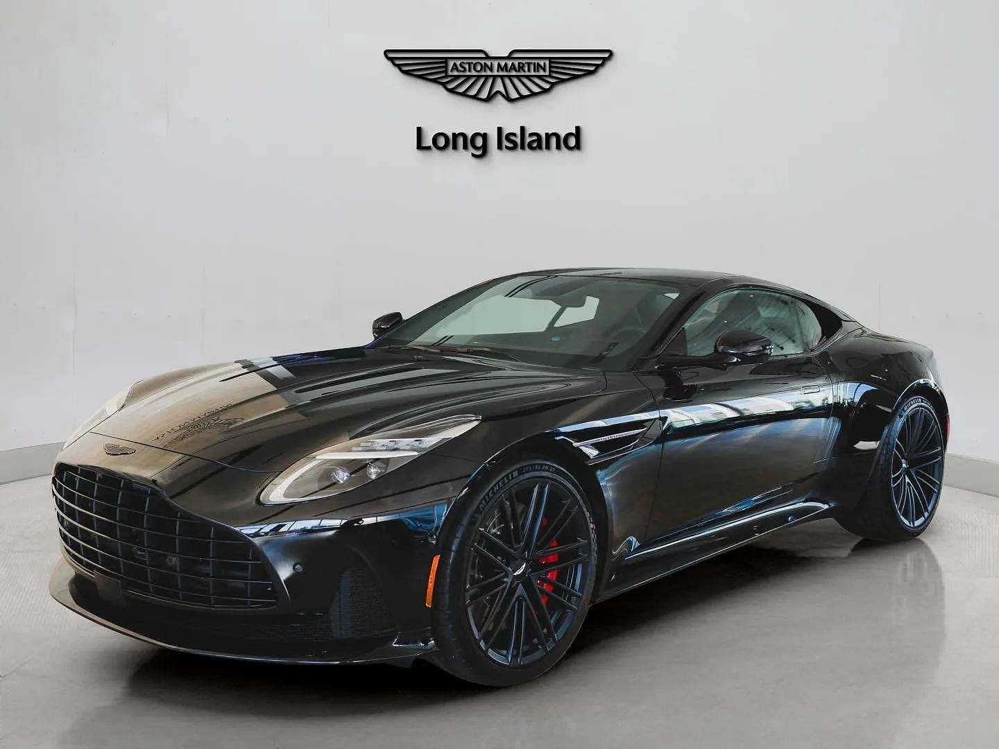 2025 ASTON MARTIN DB12