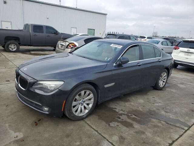 BMW 750i