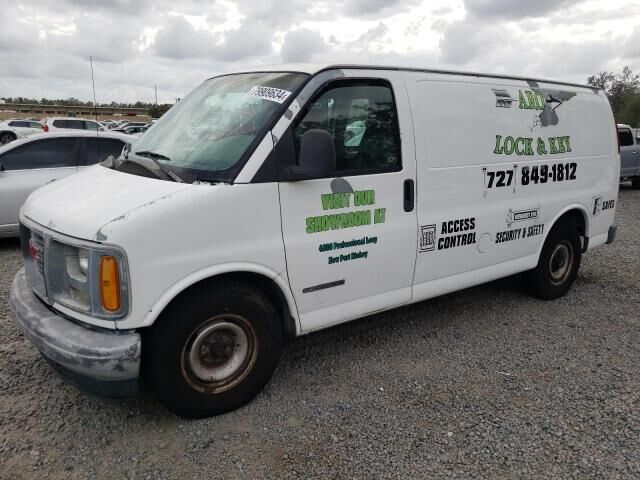 GMC Savana
