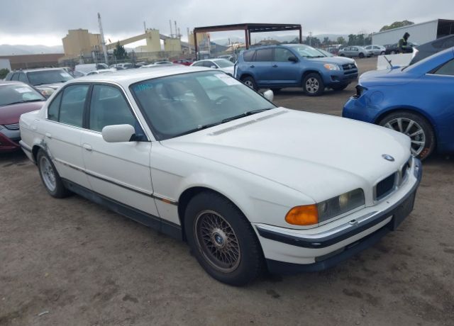 BMW 740i