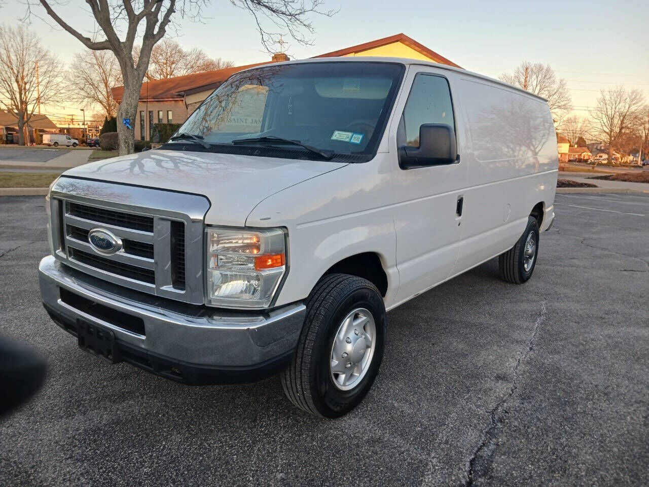 2011 FORD E-250