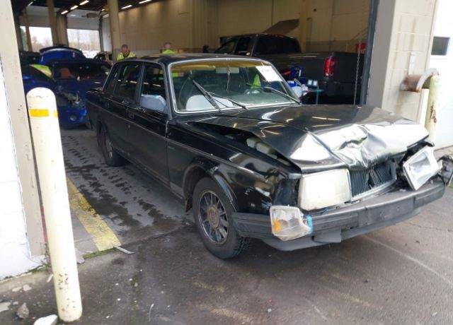 Volvo 240 Series