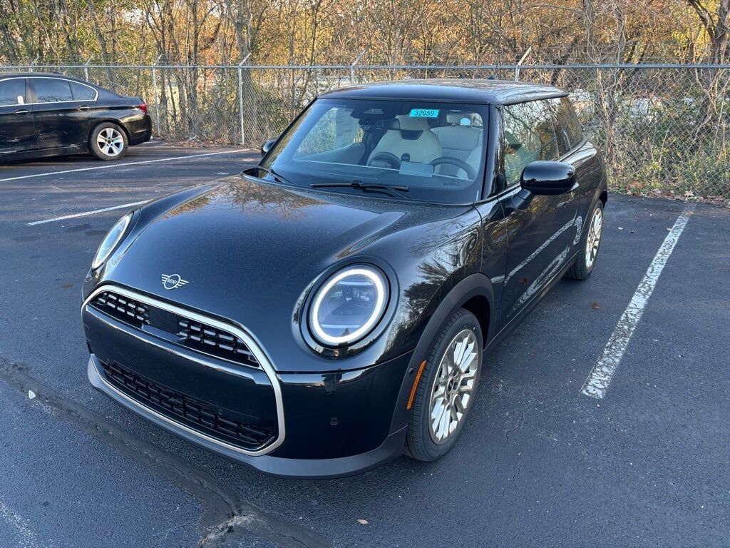 2025 MINI Hardtop