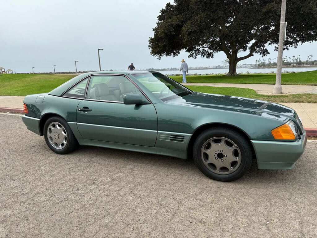 Mercedes-Benz SL-Class