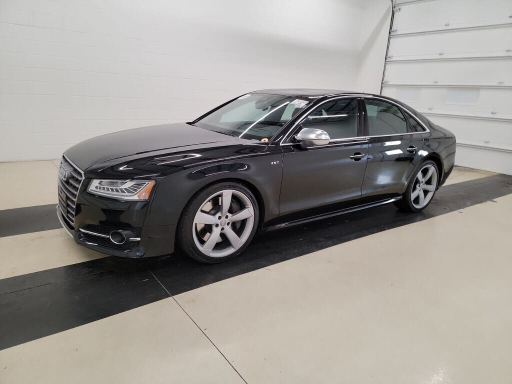 Audi S8