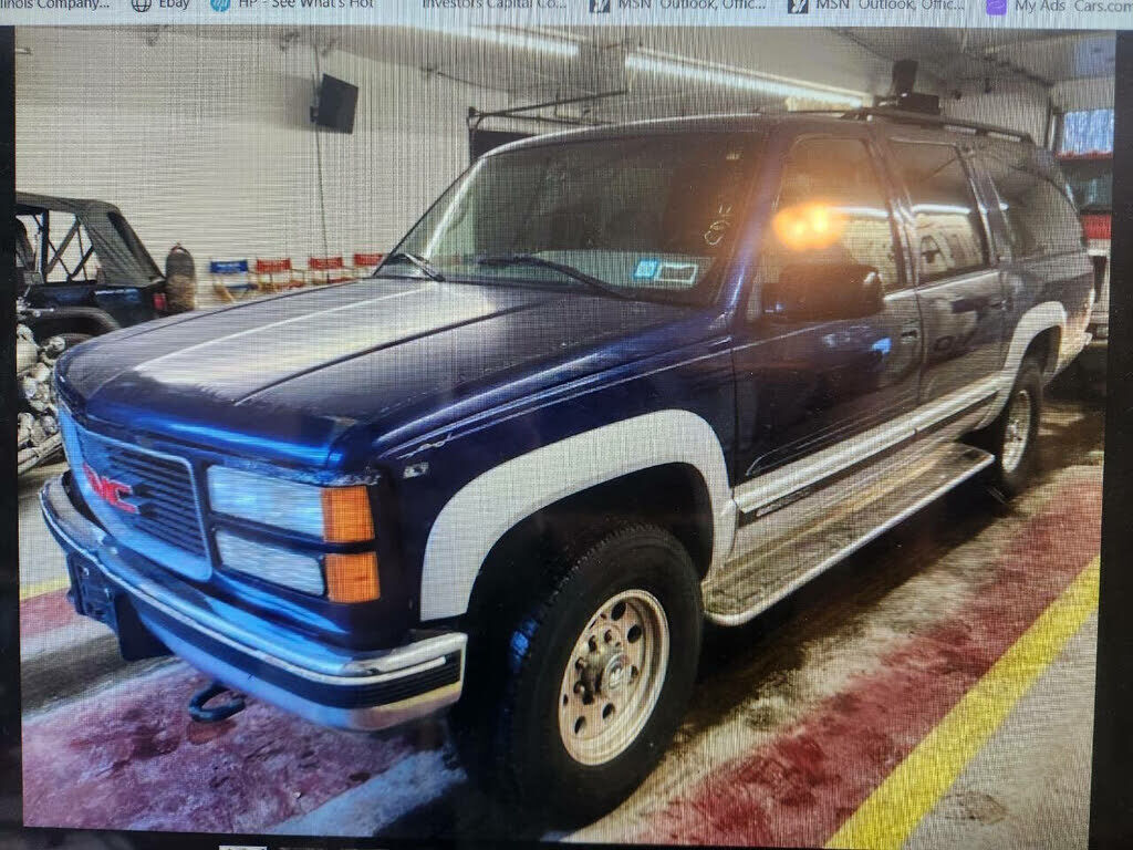 GMC Suburban