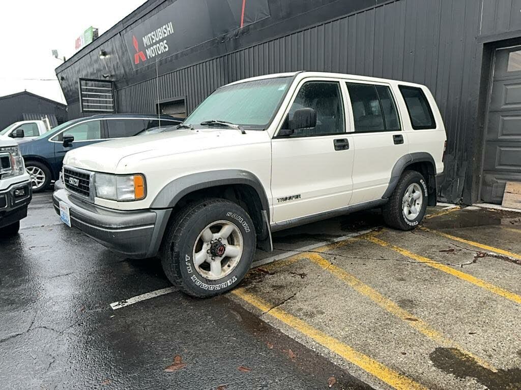 Isuzu Trooper