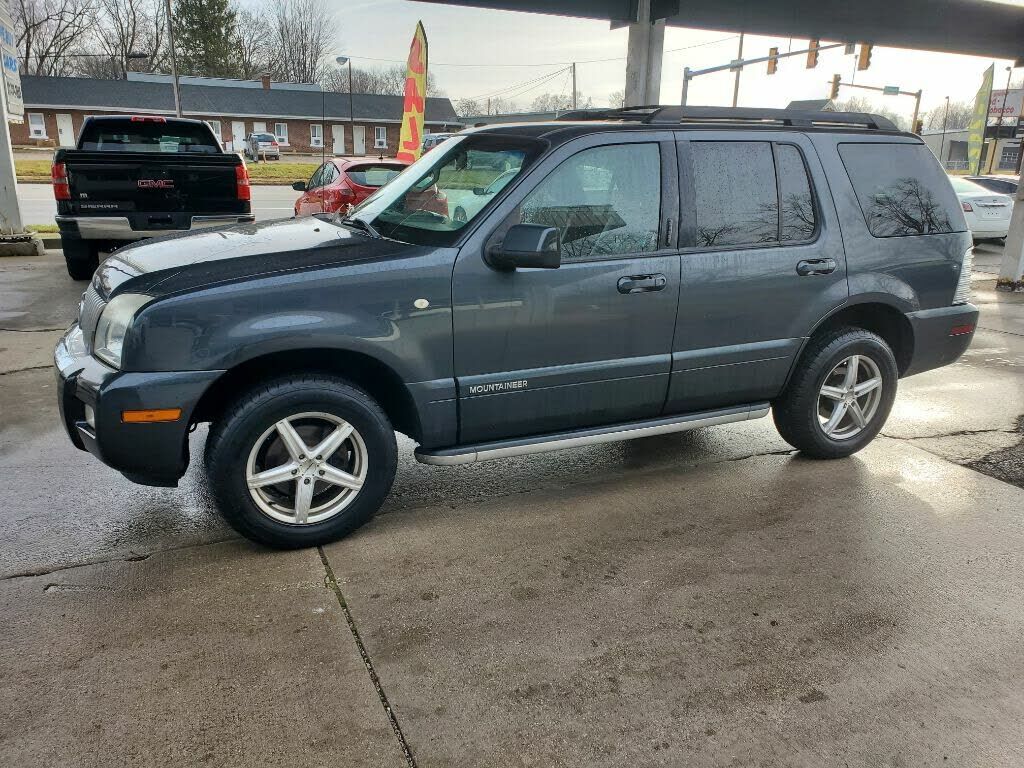 Mercury Mountaineer