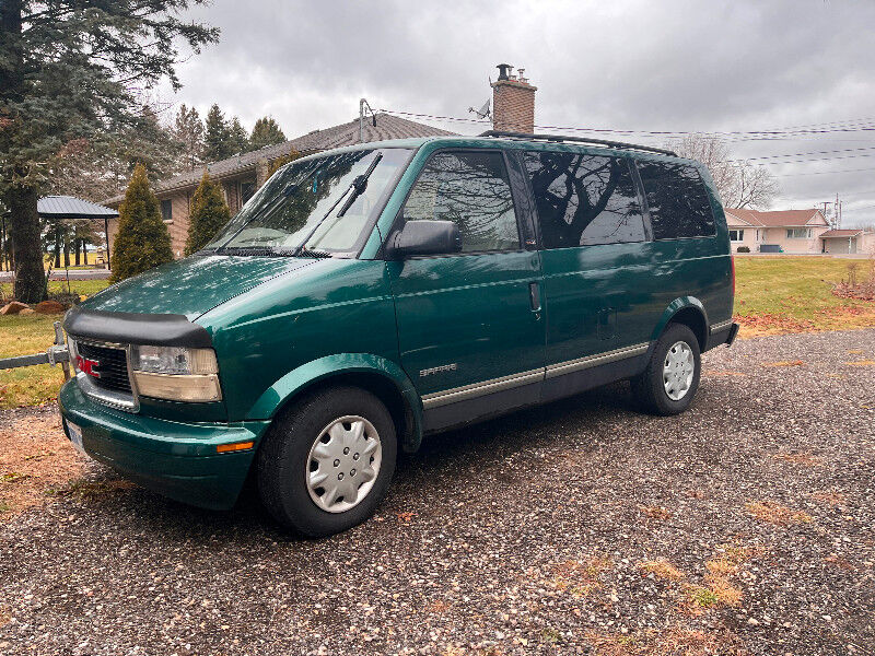 GMC Safari