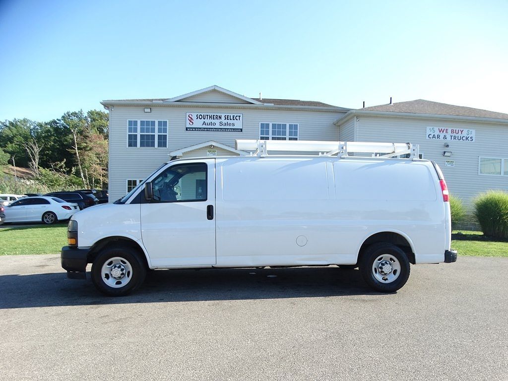 2018 CHEVROLET Express
