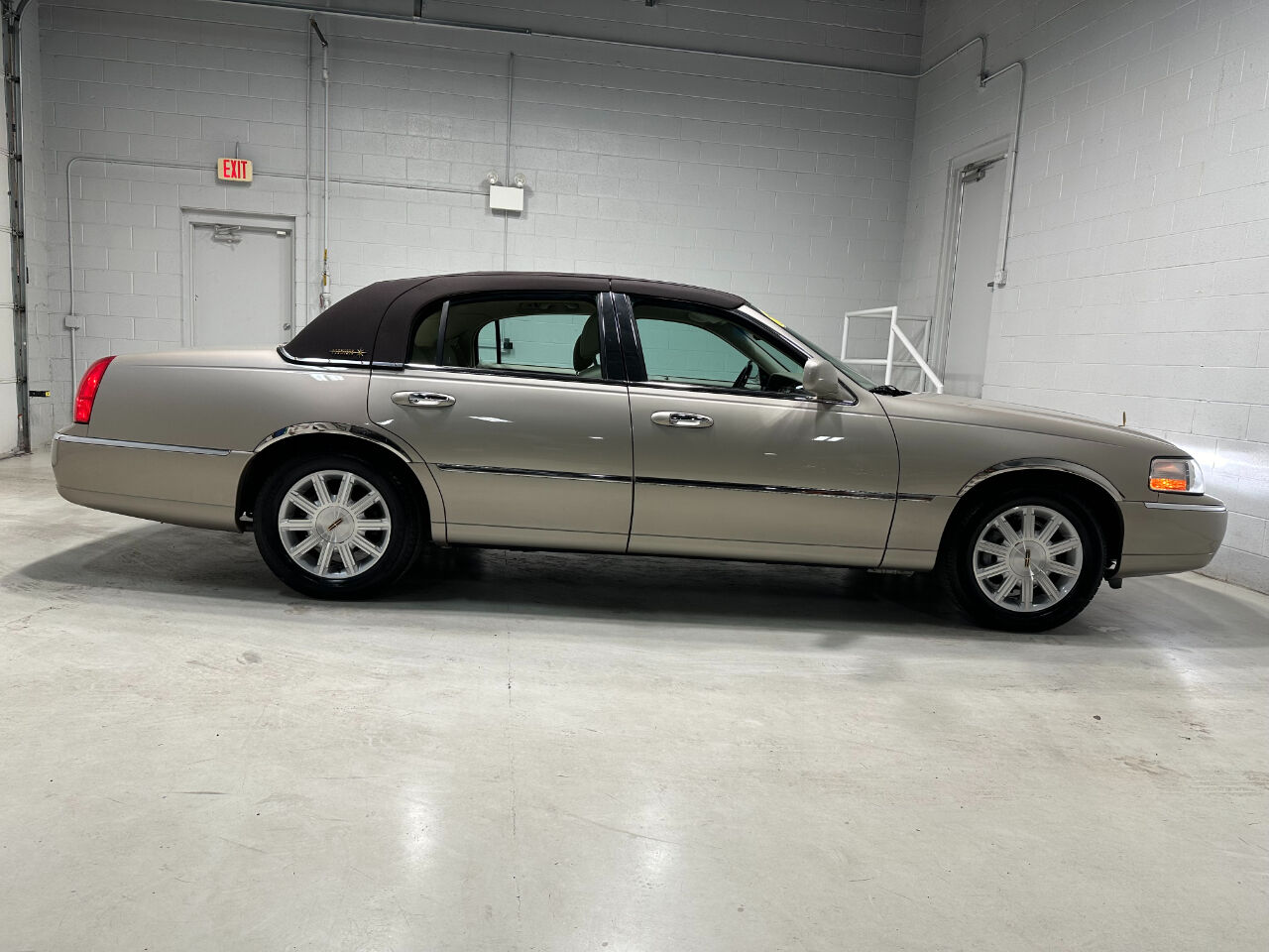 Lincoln Town Car