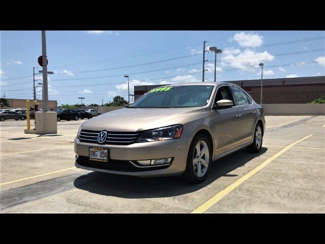 2015 VOLKSWAGEN Passat