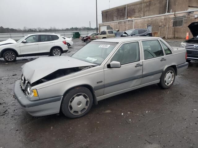 Volvo 850 Series