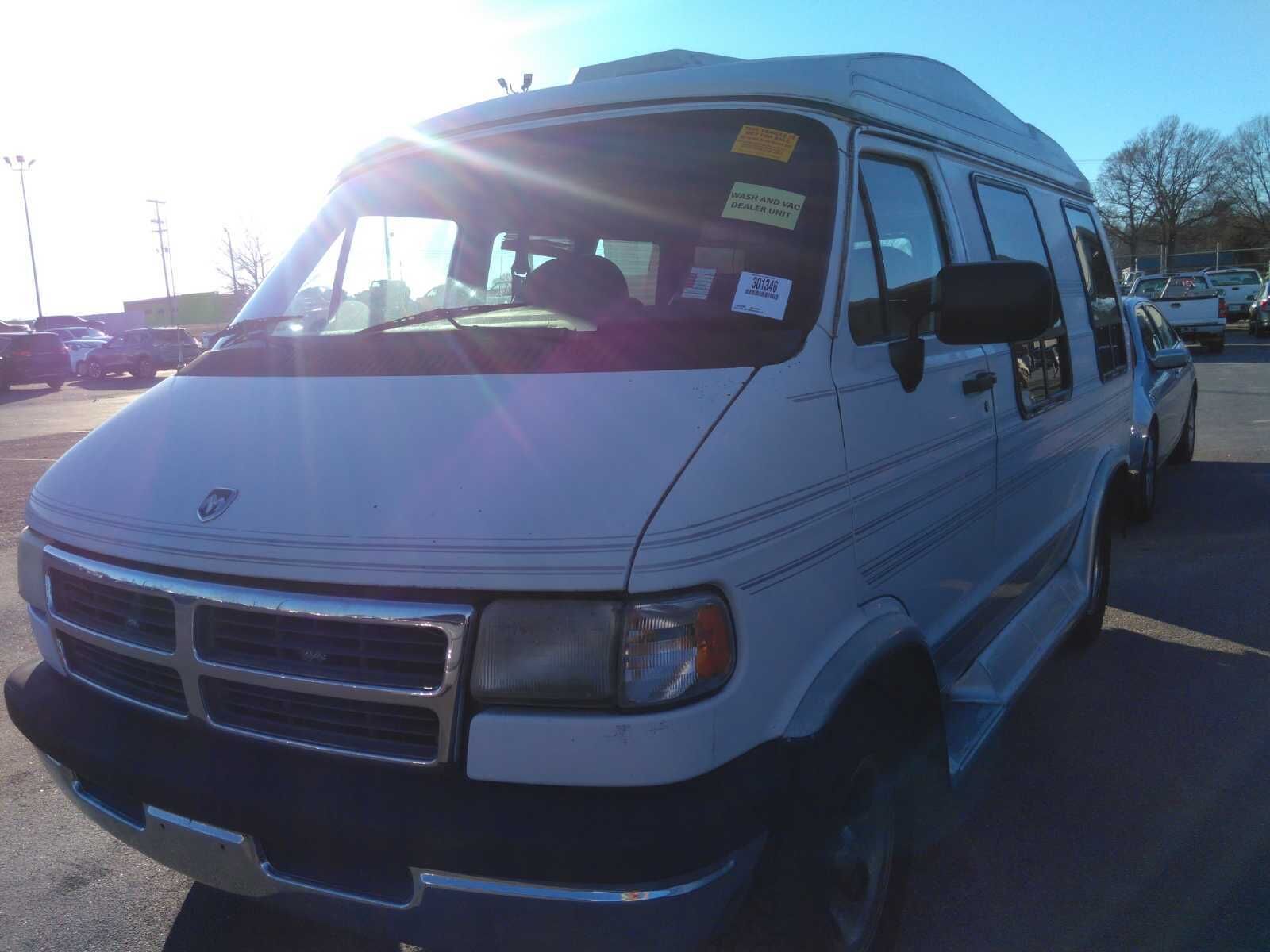 Dodge Ram Van