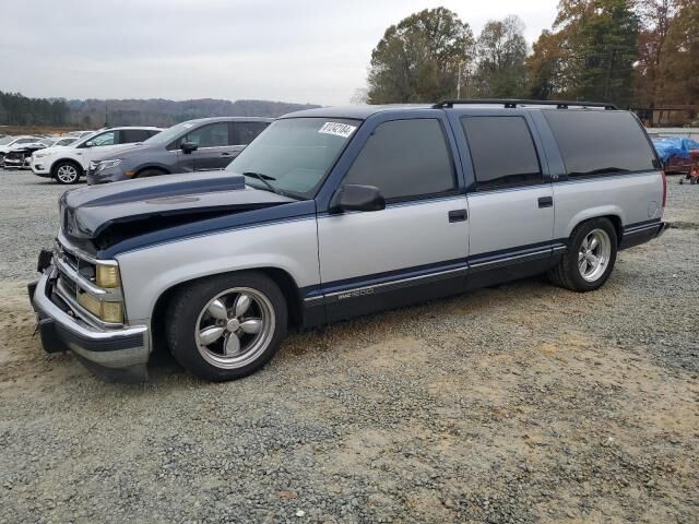 GMC Suburban