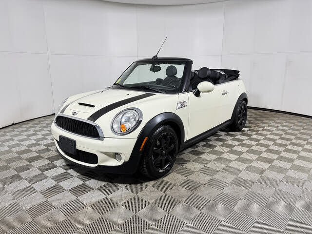 MINI Cooper Convertible