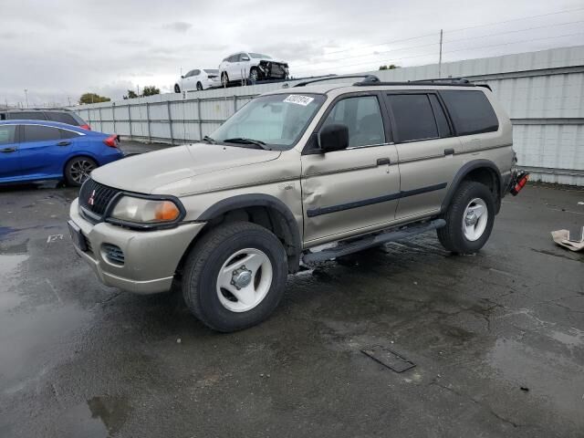 Mitsubishi Montero Sport