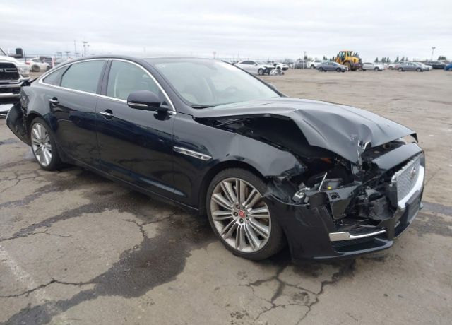 Jaguar XJ