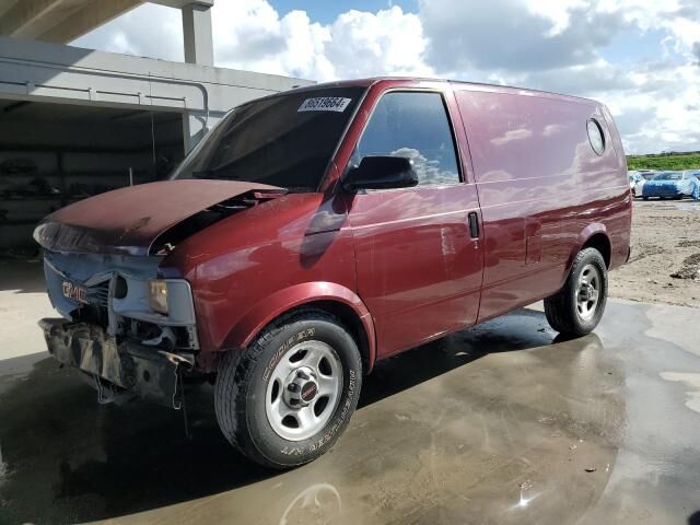 GMC Safari
