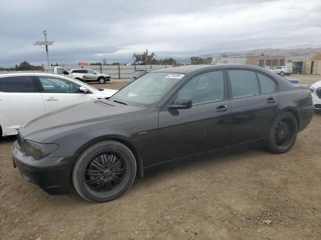 BMW 745i