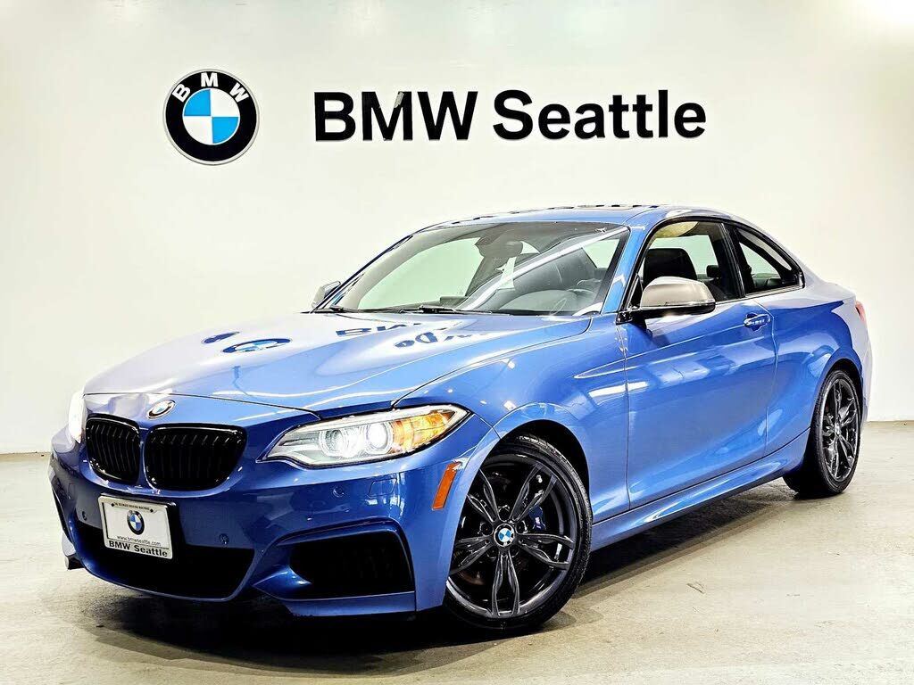 BMW M240i