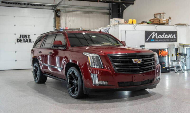 CADILLAC