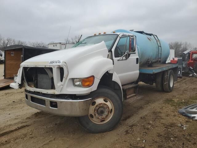 Ford F-750