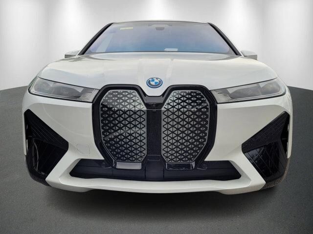 2025 BMW iX