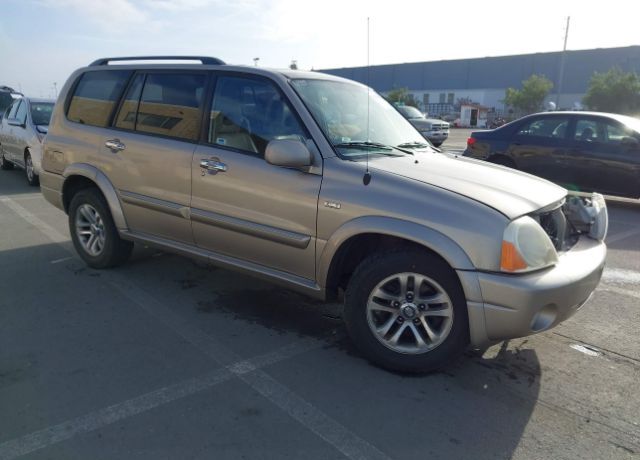 Suzuki XL7