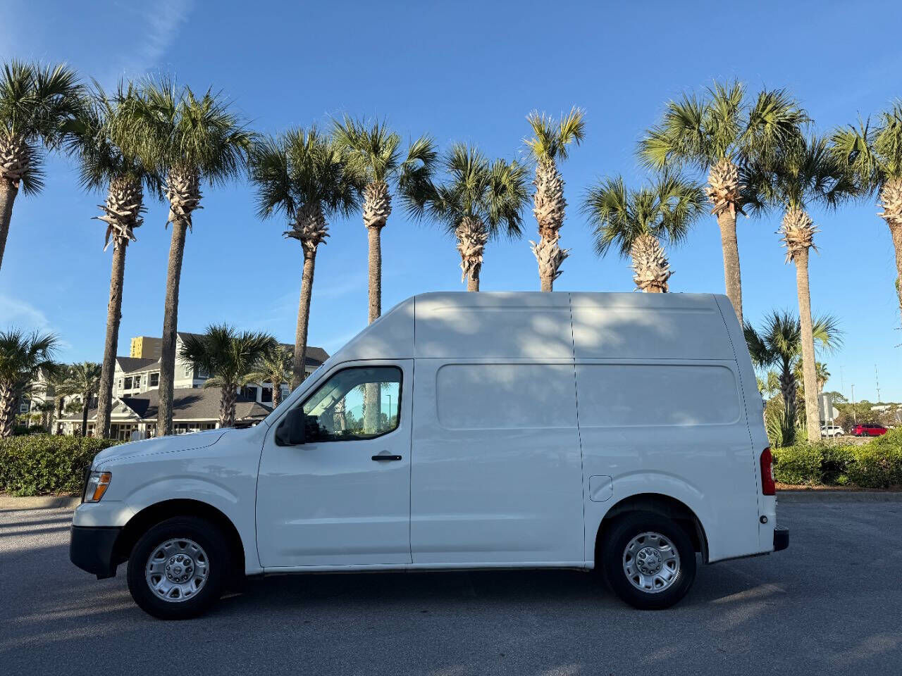 2020 NISSAN NV