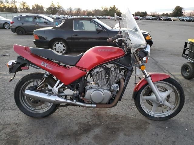 Suzuki VX800