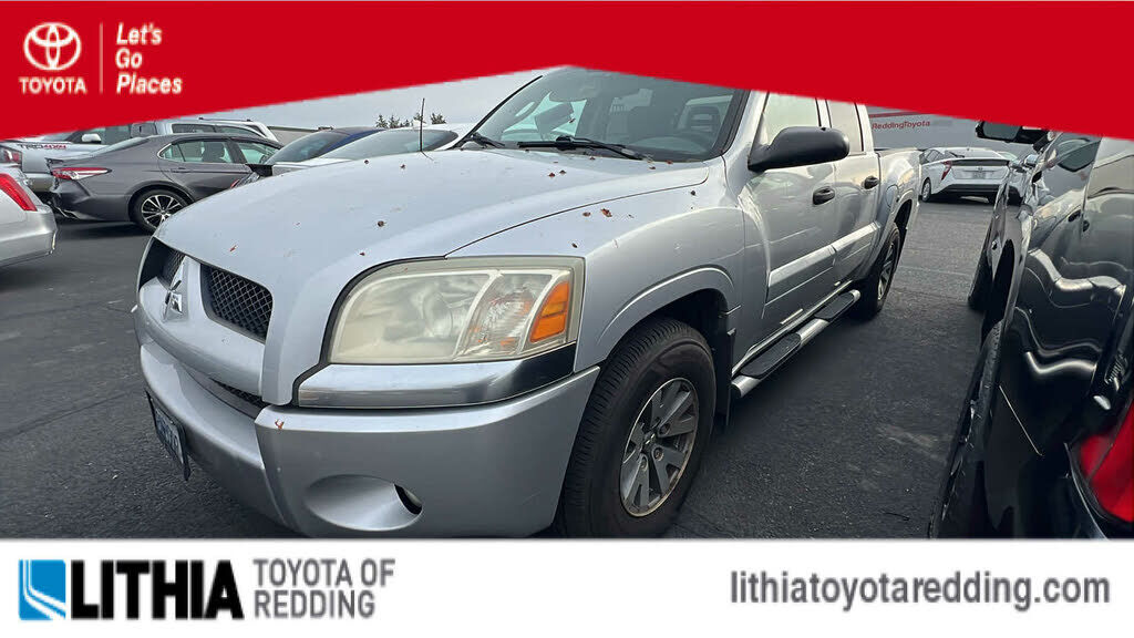 Mitsubishi Raider