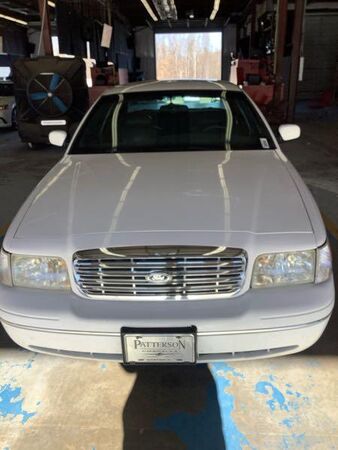 Ford Crown Victoria