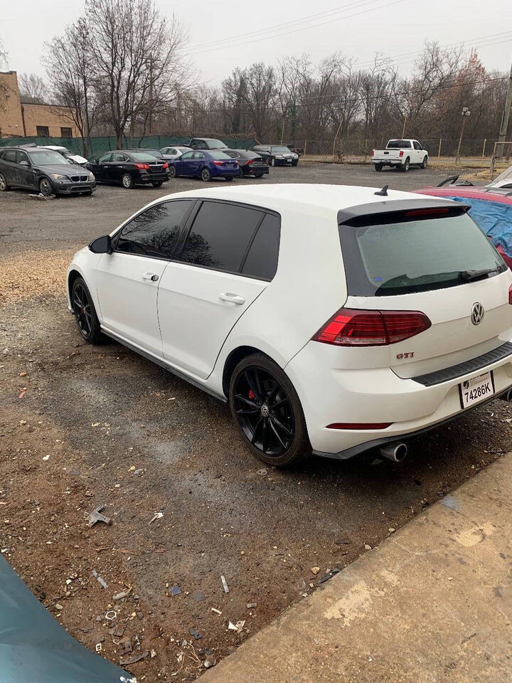 2019 VOLKSWAGEN Golf GTI