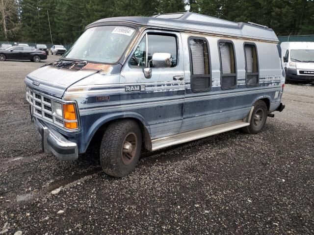 Dodge Ram Van