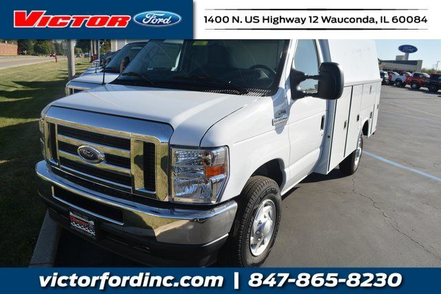 2025 FORD E-350