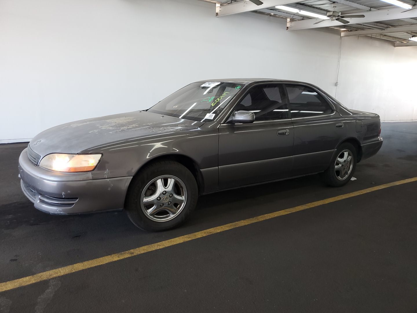 Lexus ES