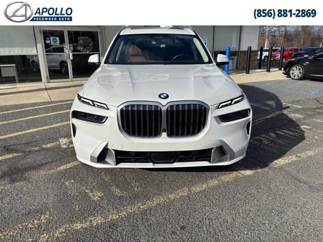 2023 BMW X7