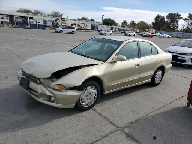 Mitsubishi Galant